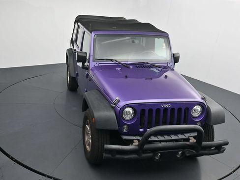 Used 2018 Jeep Wrangler Unlimited Sport S AWD/4WD image 10