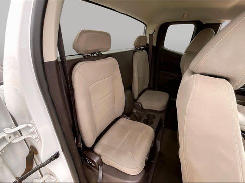 Used 2016 GMC Canyon SLE w/ SLE Convenience Package RWD image 19