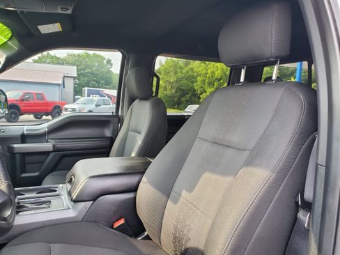 Used 2019 Ford F150 XLT w/ Equipment Group 302A Luxury AWD/4WD image 11