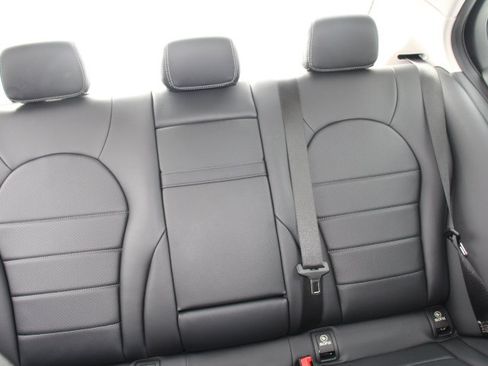 Used 2017 Mercedes-Benz C 300 Sedan image 22