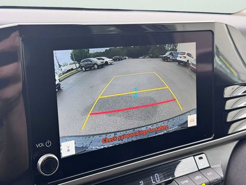 Used 2026 Toyota Camry LE FWD image 32