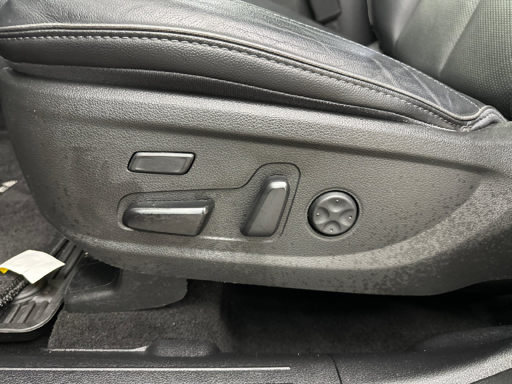 Used 2023 Hyundai Santa Fe Limited FWD image 10