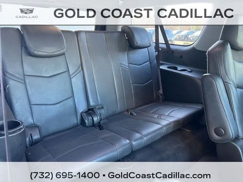Used 2017 Cadillac Escalade ESV Luxury image 13