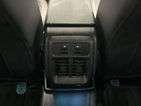 Used 2025 Ford Bronco Outer Banks AWD/4WD image 33