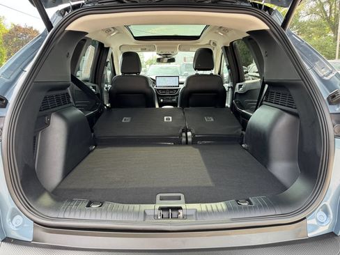 Used 2023 Ford Escape Platinum w/ Premium Technology Package AWD/4WD image 11