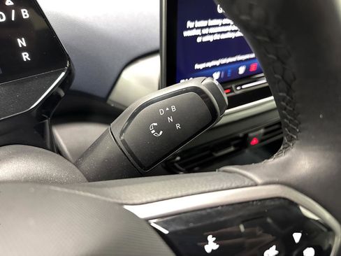 Used 2024 Volkswagen ID.4 Pro S image 22