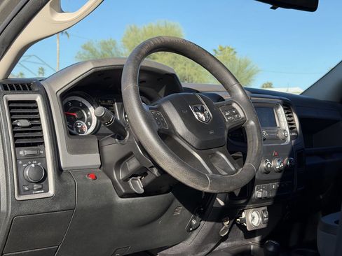 Used 2015 RAM 2500 Tradesman w/ Chrome Appearance Group AWD/4WD image 16