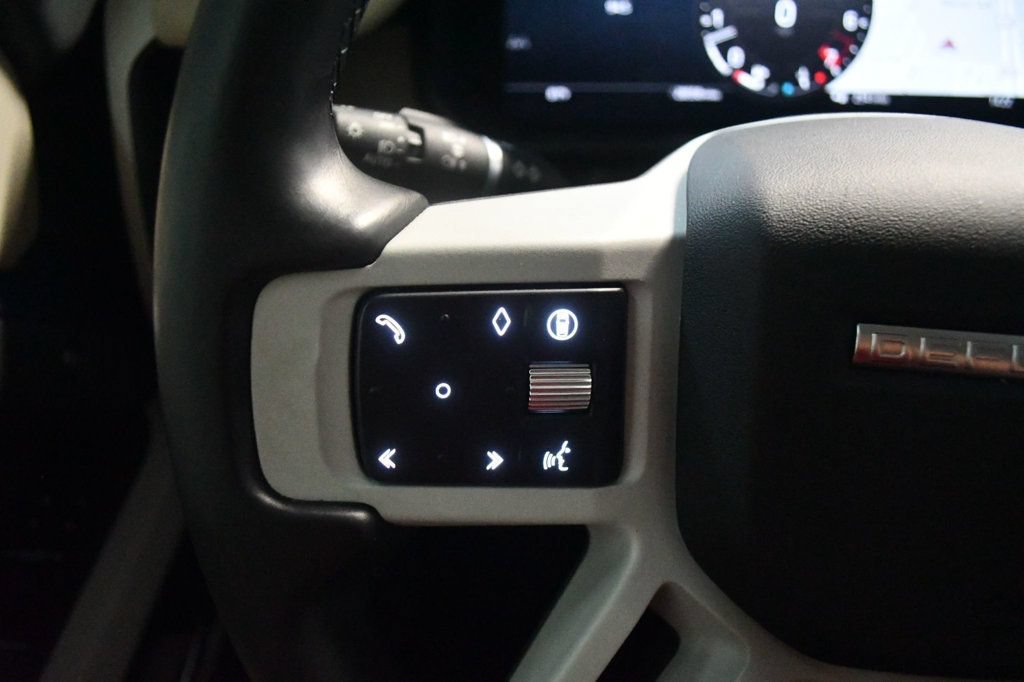 Used 2024 Land Rover Defender 110 X-Dynamic SE AWD/4WD image 41