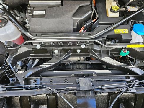 Used 2024 Audi Q4 e-tron Premium w/ Convenience Package image 26