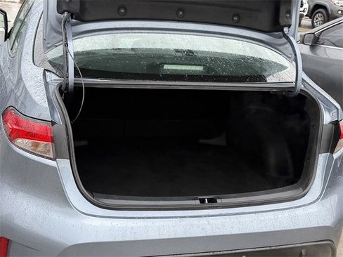 Used 2023 Toyota Corolla SE image 22