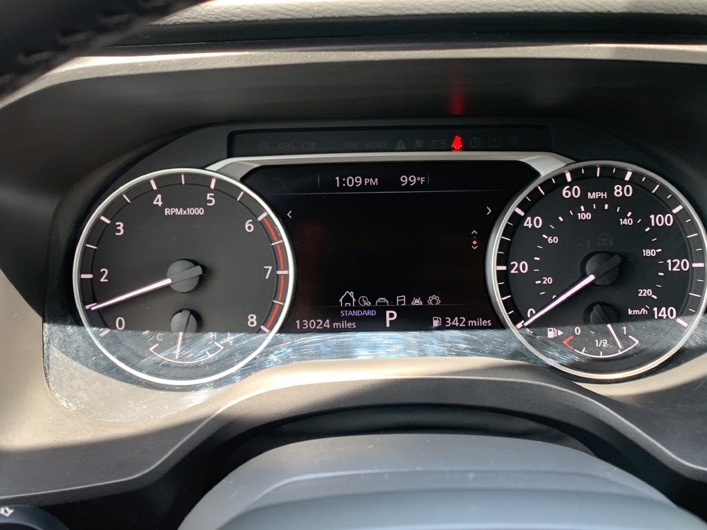 Certified 2025 Nissan Rogue SV FWD image 10