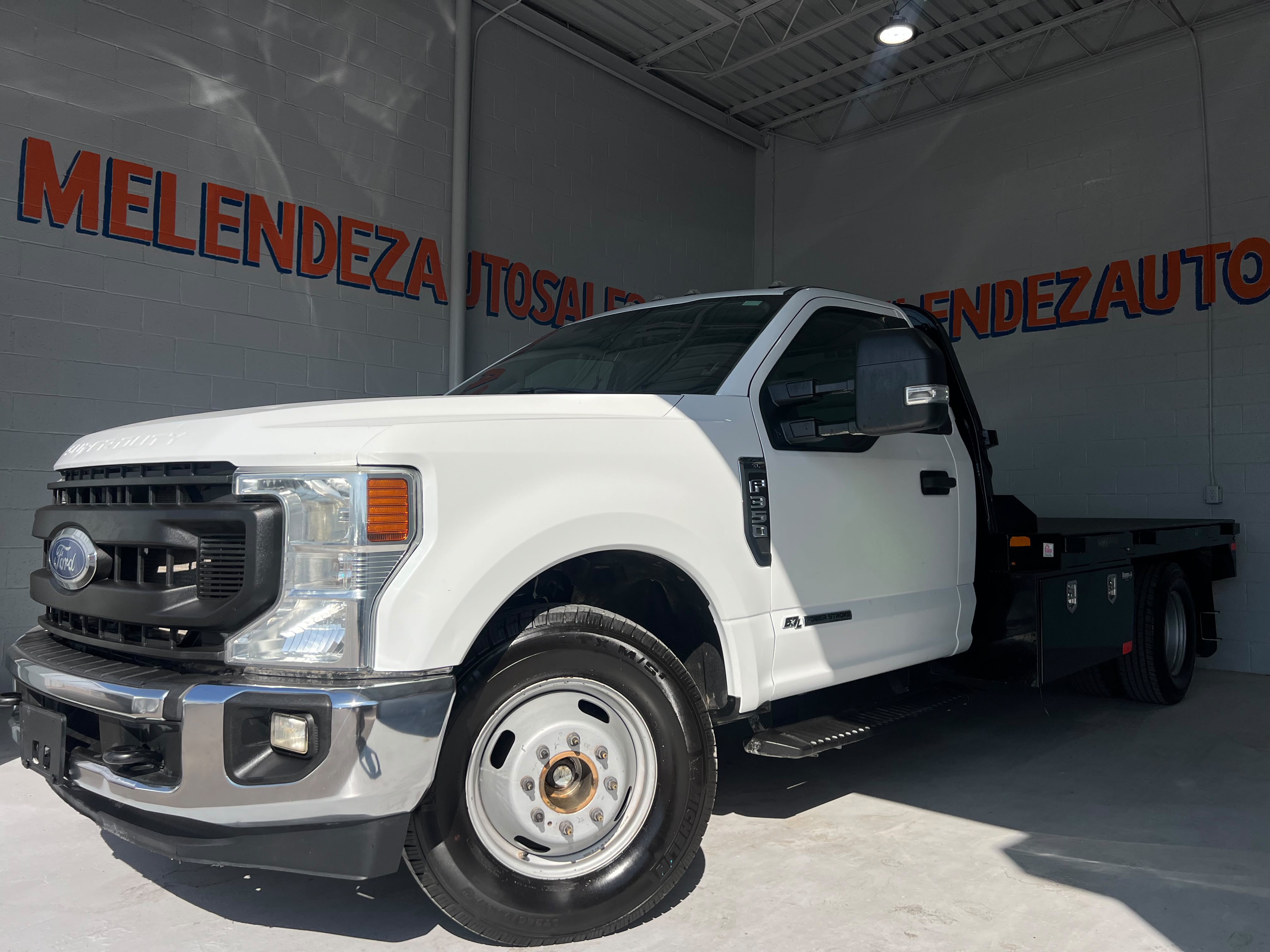 Used 2022 Ford F350 XL w/ Power Equipment Group RWD image 1