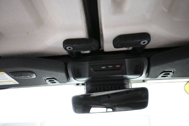 Used 2024 Jeep Wrangler Unlimited Sahara w/ Technology Group AWD/4WD image 12