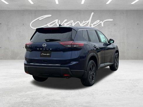 New 2026 Nissan Rogue SV FWD image 17