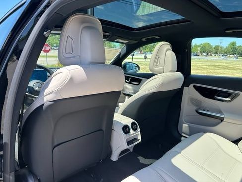 New 2026 Mercedes-Benz C 300 4MATIC Sedan image 15