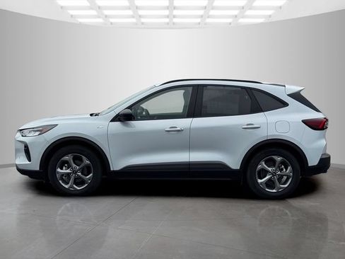 Used 2025 Ford Escape ST-Line FWD image 4