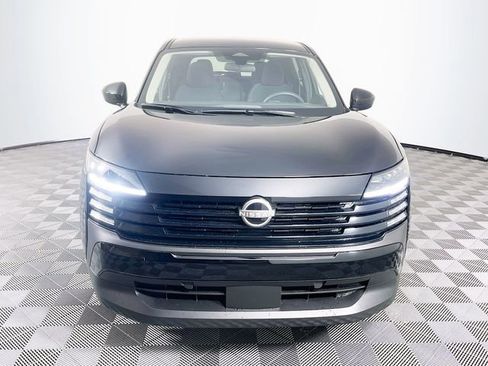 Used 2025 Nissan Kicks SV FWD image 3