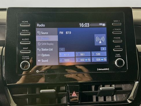 Used 2023 Toyota Camry SE image 14