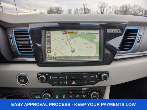 Used 2019 Kia Niro EX Premium image 29