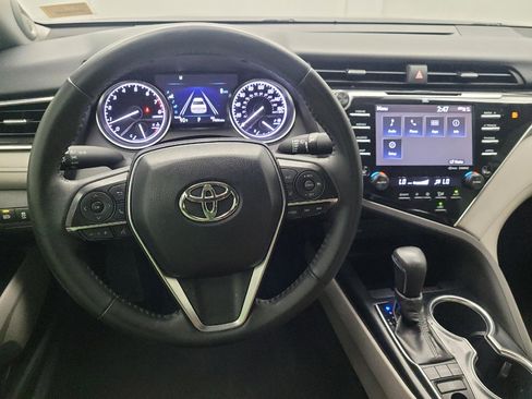 Used 2018 Toyota Camry XLE FWD image 22