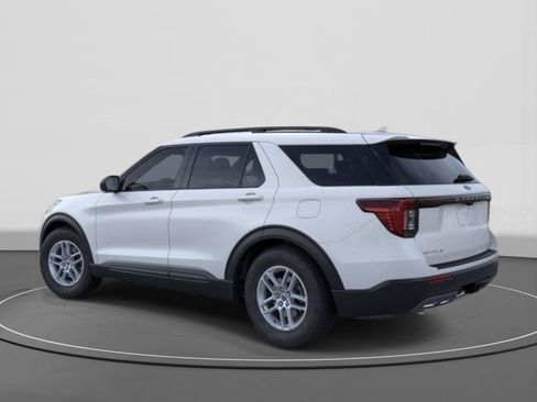 New 2026 Ford Explorer Active w/ Active Comfort Package RWD image 4