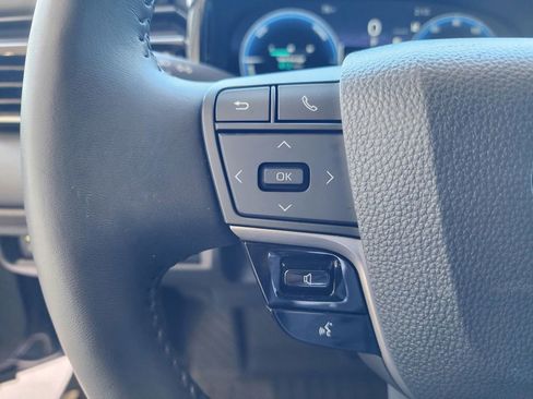 Used 2025 Toyota Camry XSE image 42