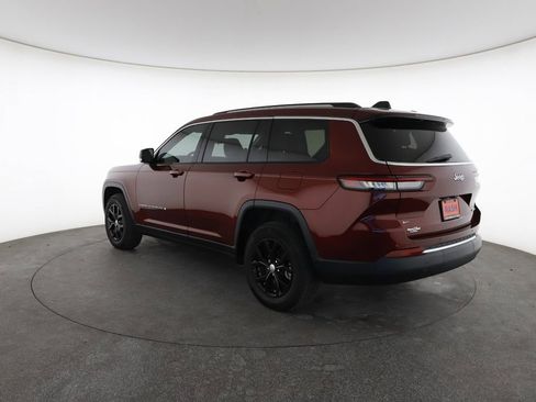 Used 2022 Jeep Grand Cherokee L Limited image 9