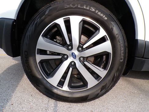Used 2019 Subaru Outback 2.5i Limited w/ Popular Package #2 AWD/4WD image 22