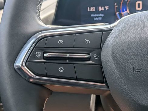 Used 2026 Chevrolet Traverse LT w/ Sun and Wheel Package FWD image 31