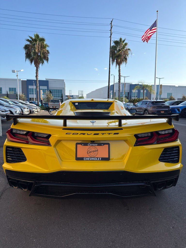 Used 2026 Chevrolet Corvette Stingray Premium Conv w/ Z51 Performance Package RWD image 6