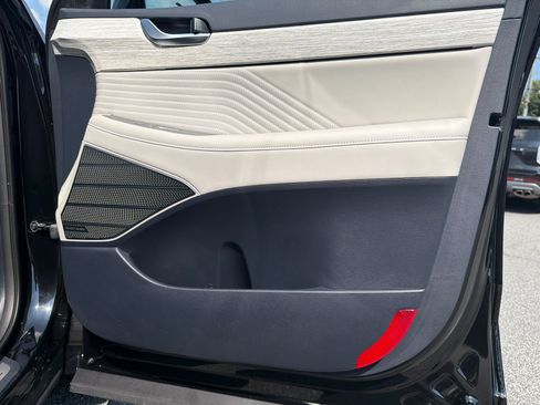 Certified 2025 Hyundai Palisade Calligraphy FWD image 14