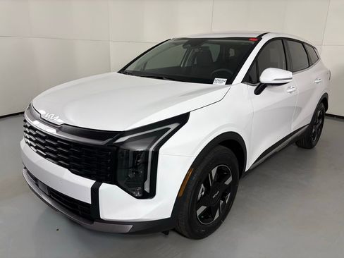 New 2026 Kia Sportage LX image 4