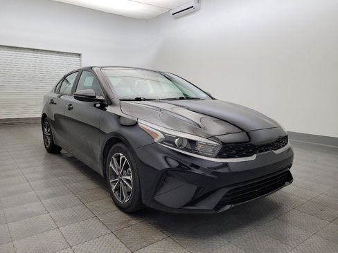 Used 2022 Kia Forte LXS w/ LXS Technology Package image 13