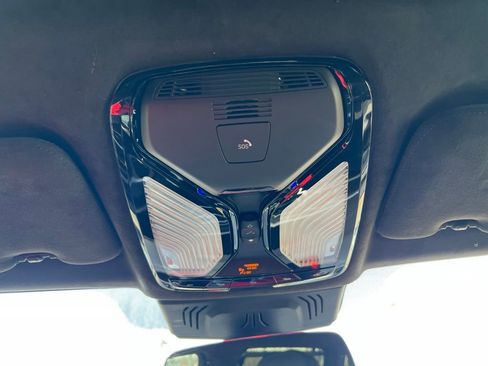 Used 2022 BMW X7 M50i image 46