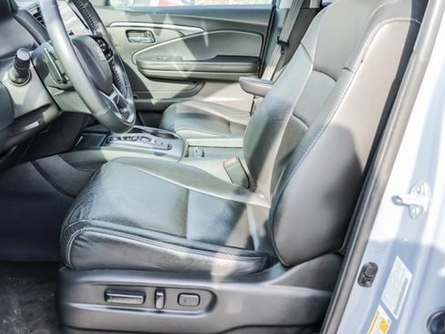 Used 2022 Honda Pilot Special Edition image 11