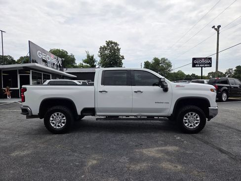 Used 2024 Chevrolet Silverado 2500 LTZ w/ LTZ Plus Package AWD/4WD image 5
