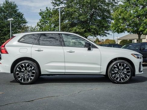Used 2026 Volvo XC60 B5 Ultra w/ Protection Package Premier AWD/4WD image 3