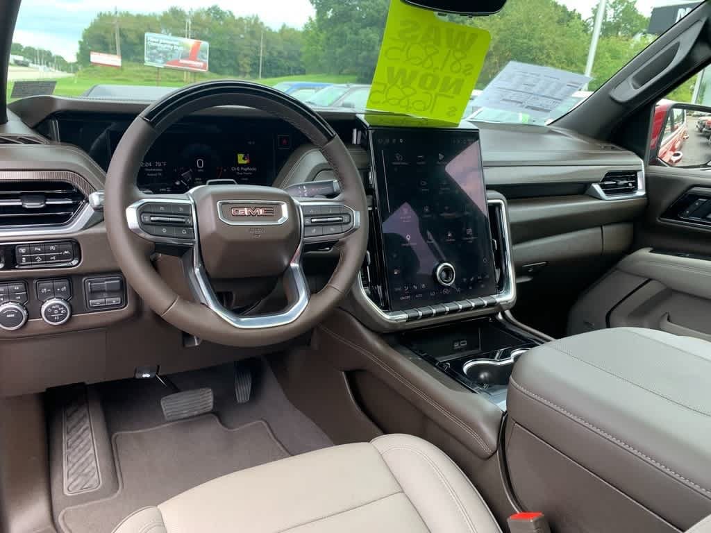 Used 2025 GMC Yukon Elevation w/ Technology Package AWD/4WD image 15