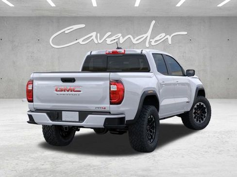 New 2026 GMC Canyon AT4 w/ AT4 Premium Package image 4