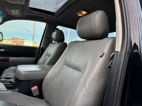Used 2013 Toyota Tundra Platinum AWD/4WD image 7