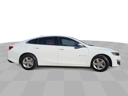Used 2023 Chevrolet Malibu LT image 9