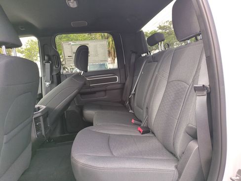 New 2026 RAM 2500 Big Horn AWD/4WD image 14
