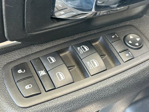 Used 2024 RAM 1500 Warlock RWD image 16