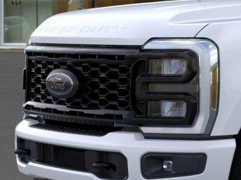 New 2026 Ford F350 Lariat w/ Black Appearance Package image 17
