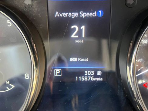 Used 2019 Nissan Rogue SV w/ Sun & Sound Touring Package AWD/4WD image 18