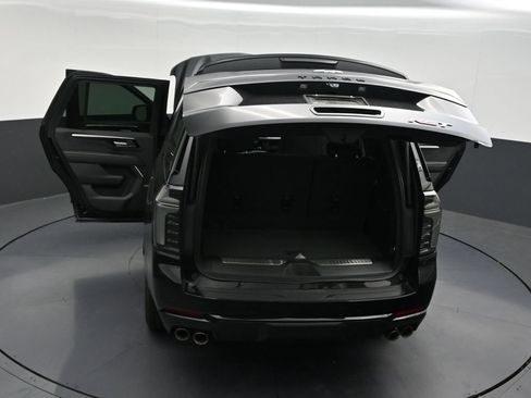 Used 2026 Chevrolet Tahoe RST w/ Comfort Package RWD image 37