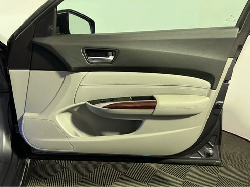 Used 2017 Acura TLX V6 w/ Technology Package image 29