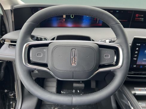 New 2026 Lincoln Nautilus Premier w/ Equipment Group 102A AWD/4WD image 10