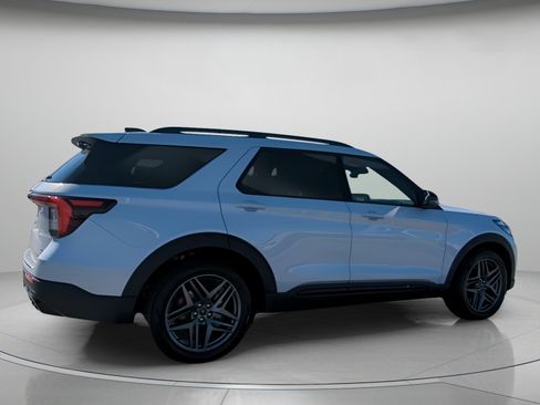 New 2026 Ford Explorer ST w/ Sun And Sound Package image 31