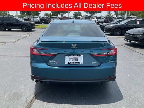 Used 2025 Toyota Camry SE w/ Multimedia Upgrade Package FWD image 17
